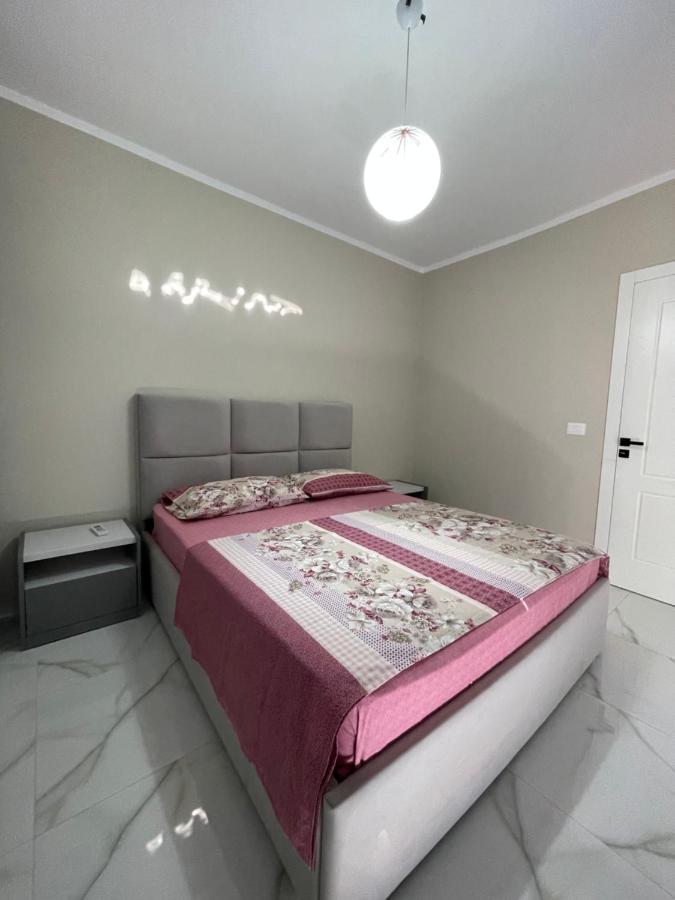 Modern Beachfront Apartments Sarande Exterior photo
