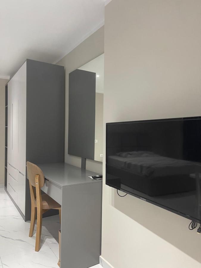 Modern Beachfront Apartments Sarande Exterior photo