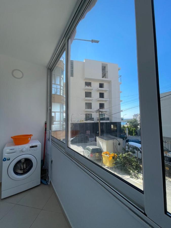Modern Beachfront Apartments Sarande Exterior photo