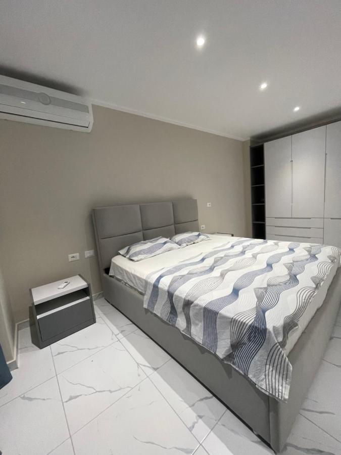 Modern Beachfront Apartments Sarande Exterior photo