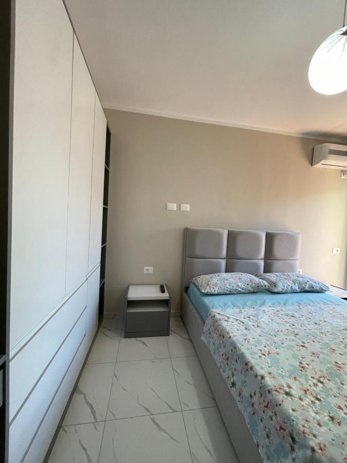 Modern Beachfront Apartments Sarande Exterior photo